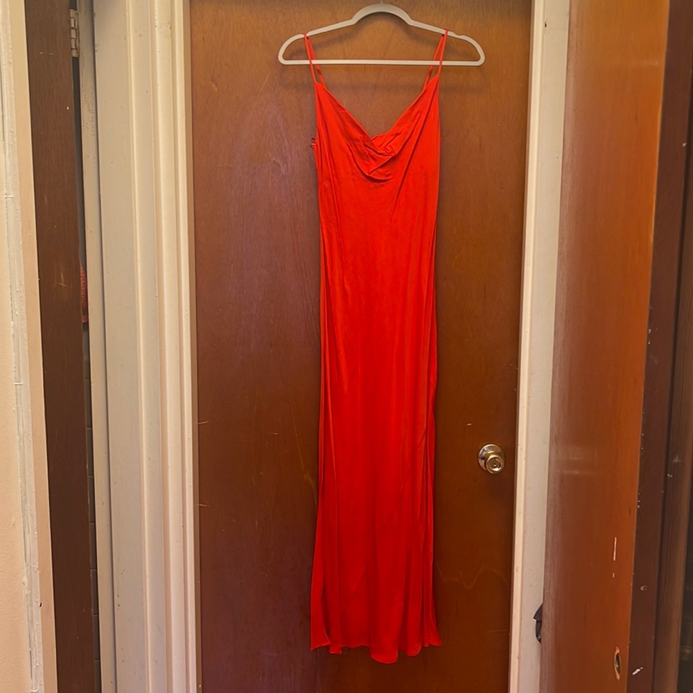 Zara stain red dress brand new